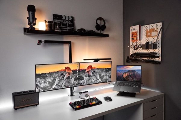 Setup góc làm việc